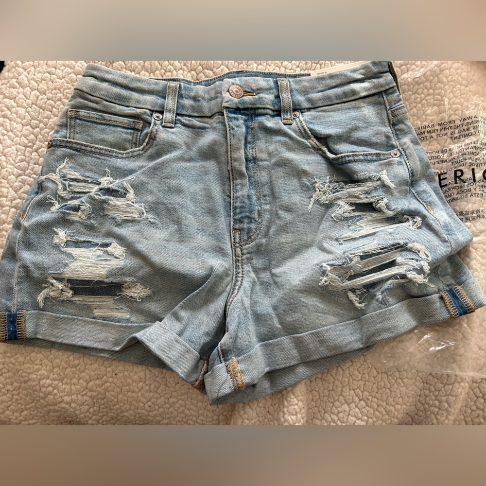 NWT American Eagle Outfitters Light Blue Distressed High-Rise Denim Shorts